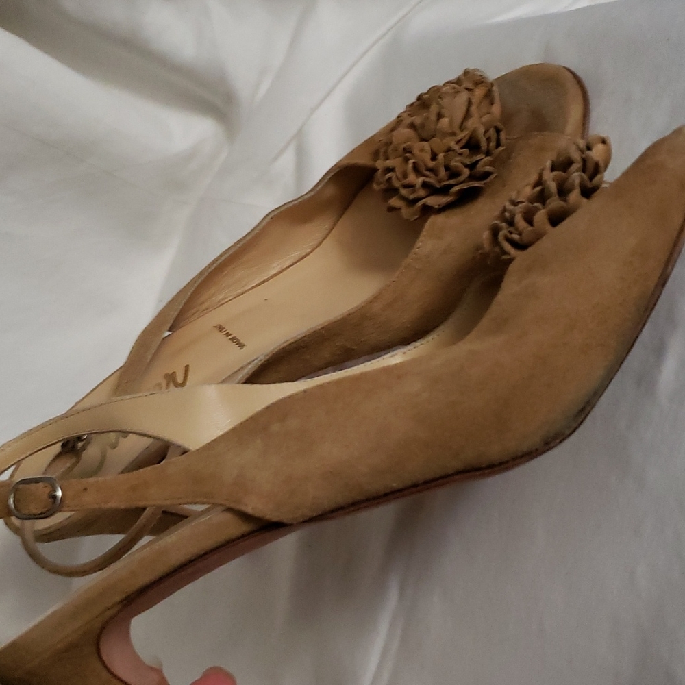 Butter Heels - Picture 3 of 7